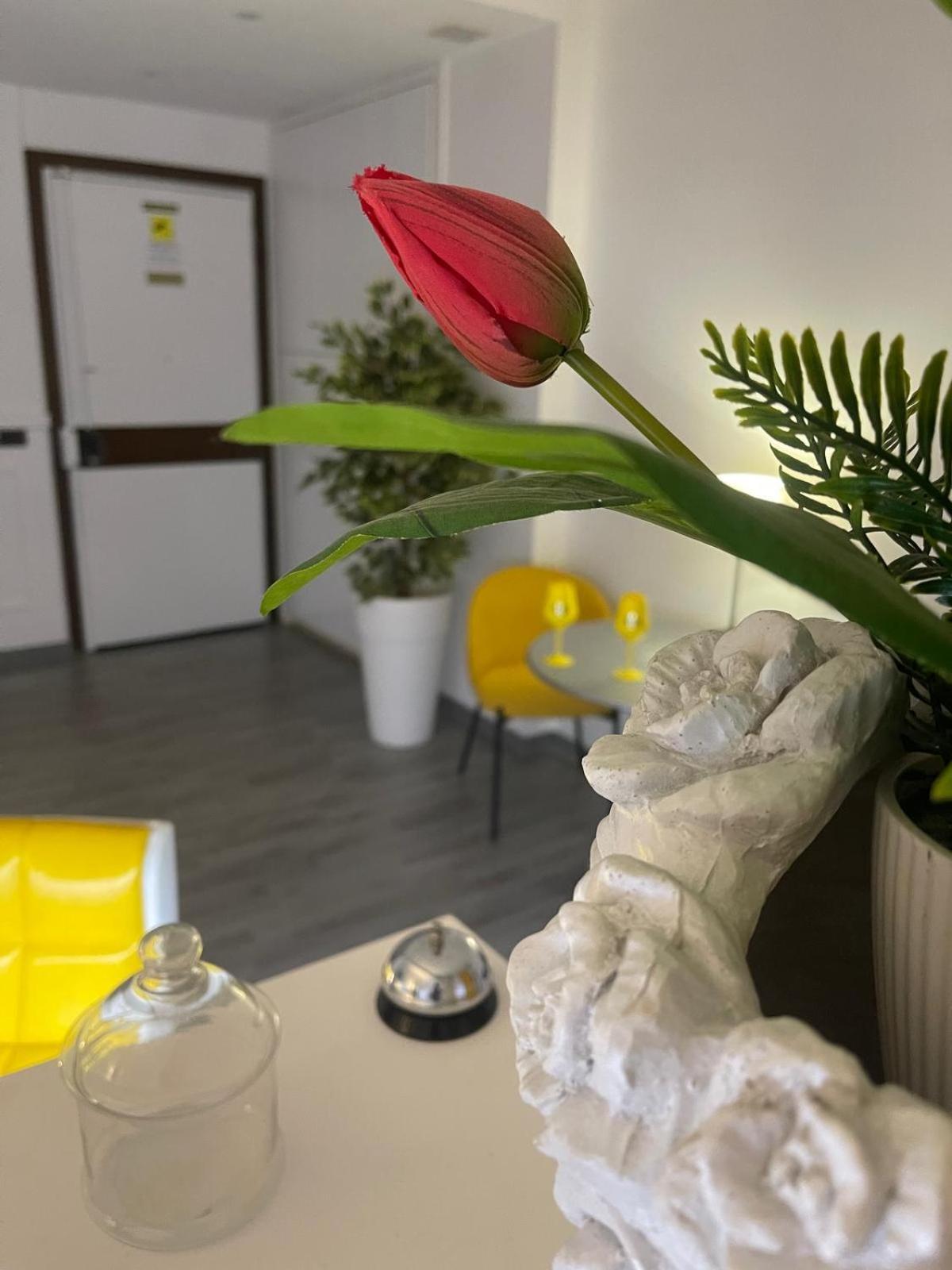 Le Suite Del Lungomare Катания Екстериор снимка