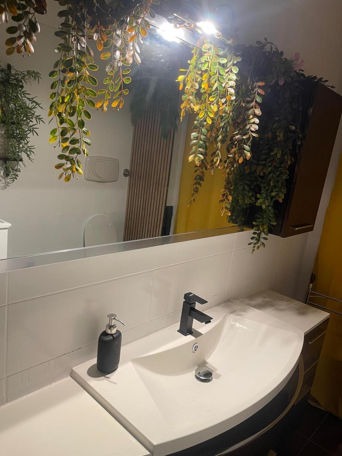 Le Suite Del Lungomare Катания Екстериор снимка
